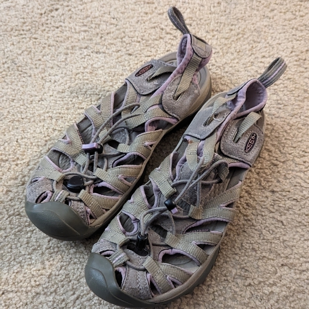 Keen Whisper Outdoor Sport Sandal Size US 7.5 Purple Waterproof Strappy